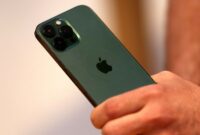 3 Cara Mengatasi IPhone Masuk Air Terbaru